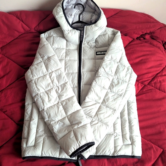 Hollister Grey Lightweight Puffer Men's - Picture 4 of 5